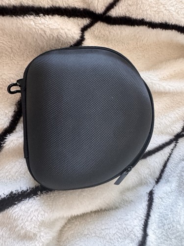 Headphone travel case - case, portable