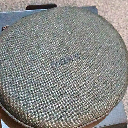Sony grey hard - grey, round